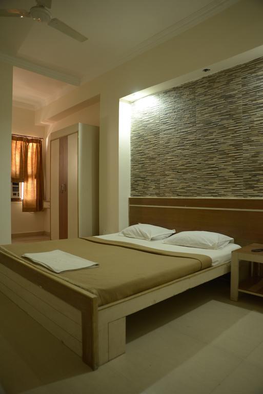 Hotel Sri Sai Krupa Хайдарабад Номер фото